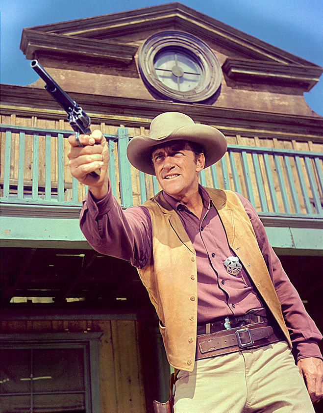 Pop Pic: James Arness in "Gunsmoke" .