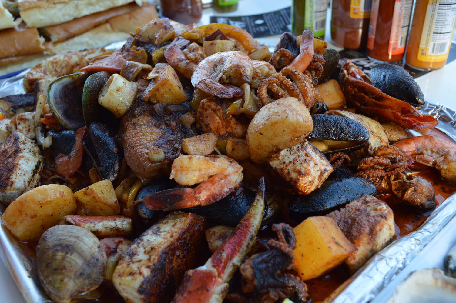 Feast on Fresh Seafood at the World Famous San Pedro Fish Market! EAT WITH HOP!