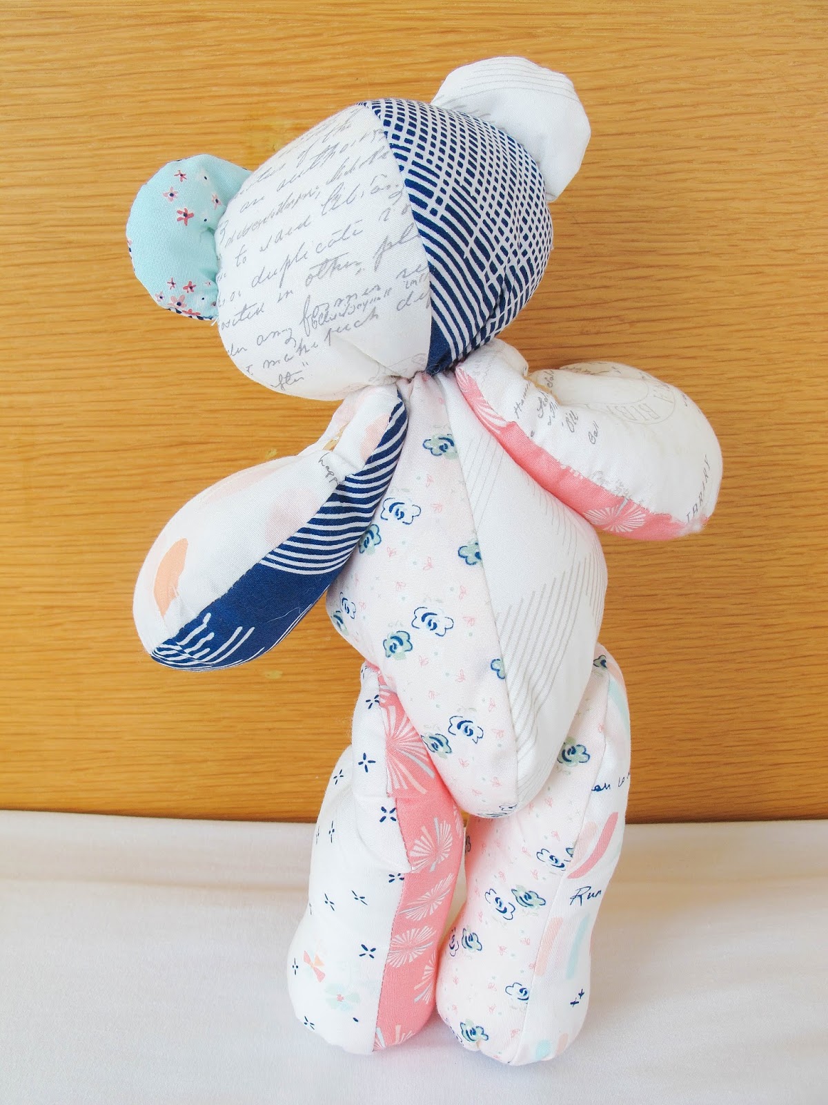 Simple teddy bear pattern by azaleapoena on DeviantArt