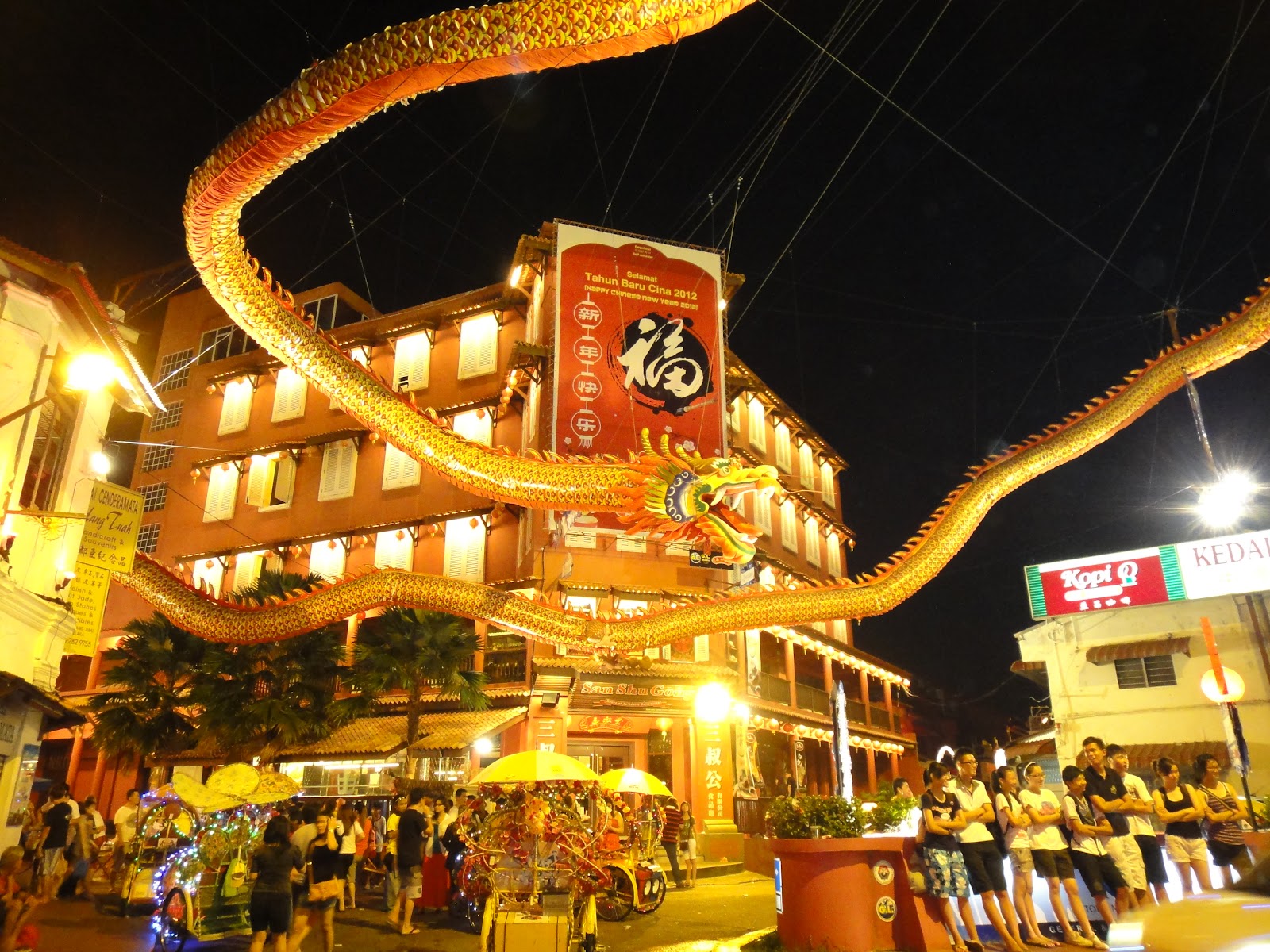 Culture, Food, Attractions & Technology: Melaka Jonker Walk & Hotel