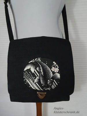 Bullaugentasche, Angies Kleiderschrank
