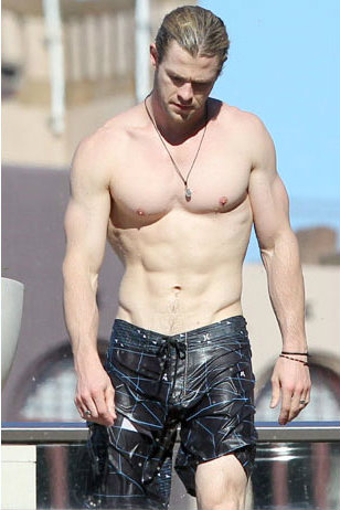 Chris Hemsworth workout and diet secret | Muscle world