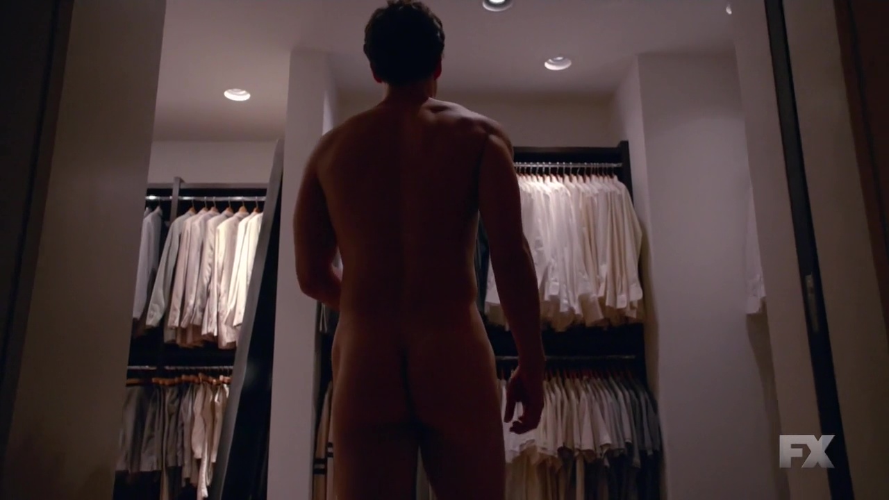 Darren Criss nude in The Assassination of Gianni Versace: American Crime St...