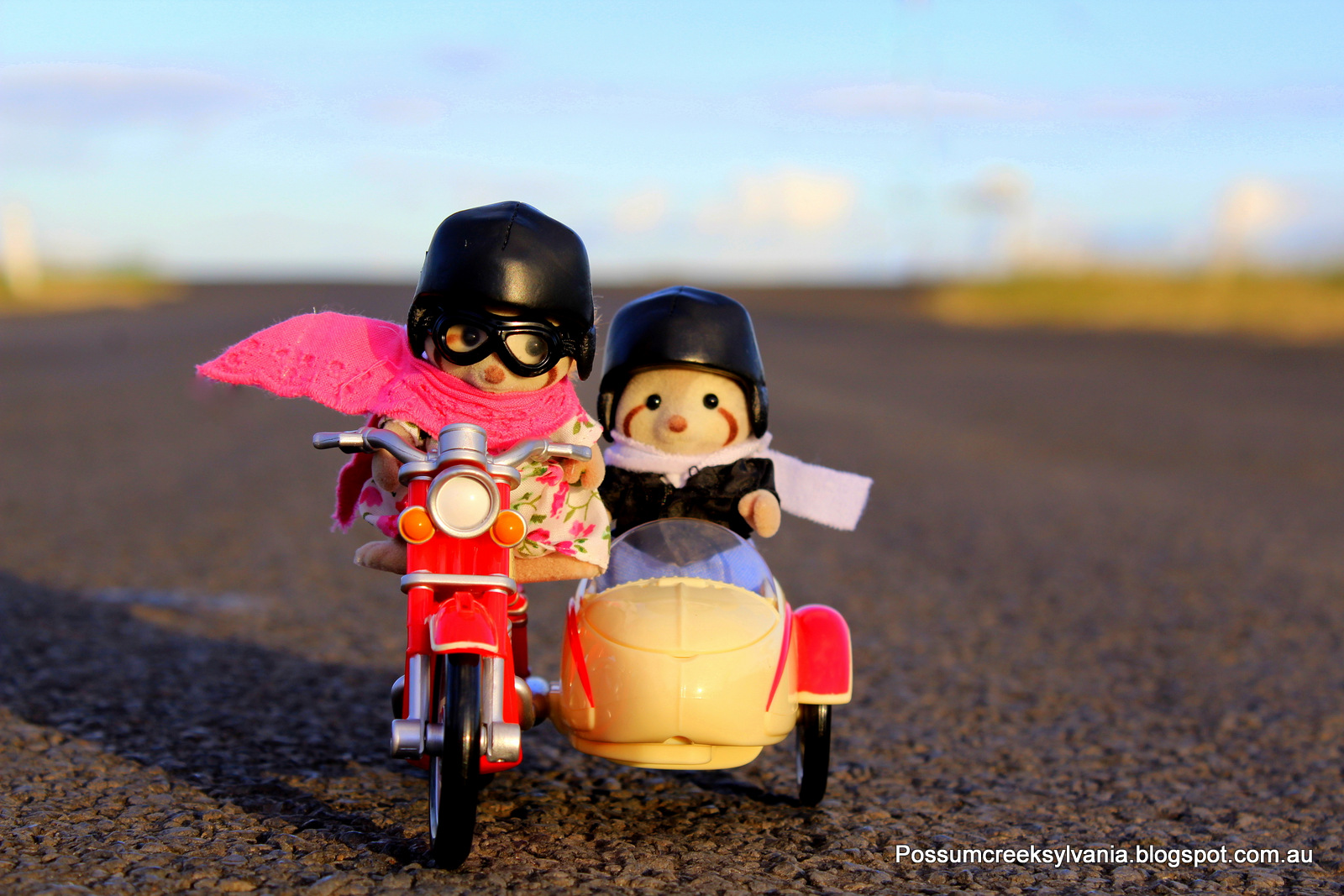 sylvanian motorcycle and sidecar