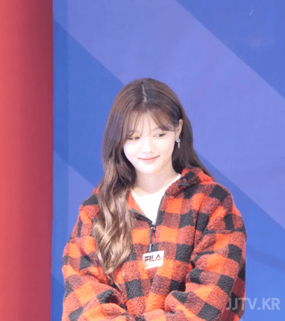 김유정 휠라 행사 미모