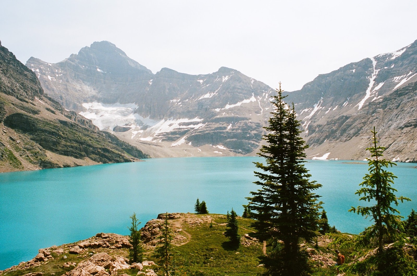 прощайте скалистые горы. скалистые горы слова. прощайте, скалистые горы евгений жарковский. стихи про горы. скалистые горы слова.