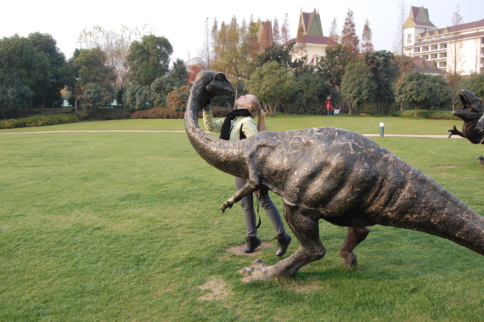 Olsons in the Orient Dinosaurs in China