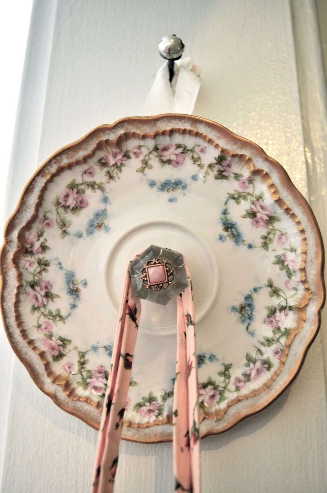 Classical Homemaking Antique Plate Hanger for the Homemaker's Uniform