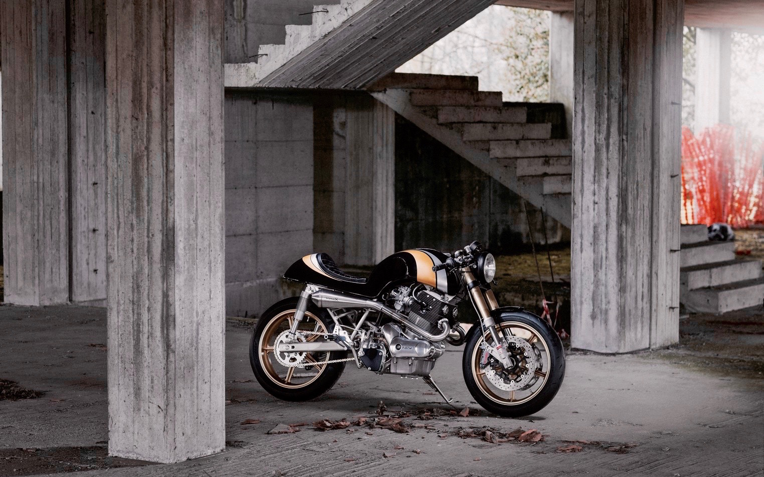Laverda Cafe Racer