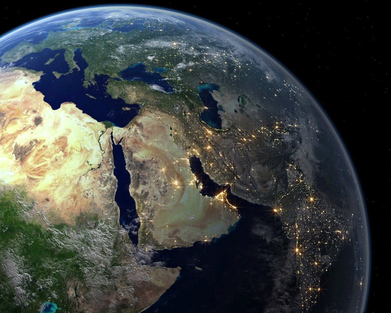 Земля сперва. Земля. Вид из космоса. Планета земля. Снимки земли из космоса.