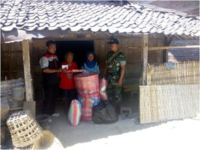 BABINSA JATITENGAH DAMPINGI BAKTI SOSIAL DARI AKADEMI KEPEDULIAN SOSIAL SRAGEN