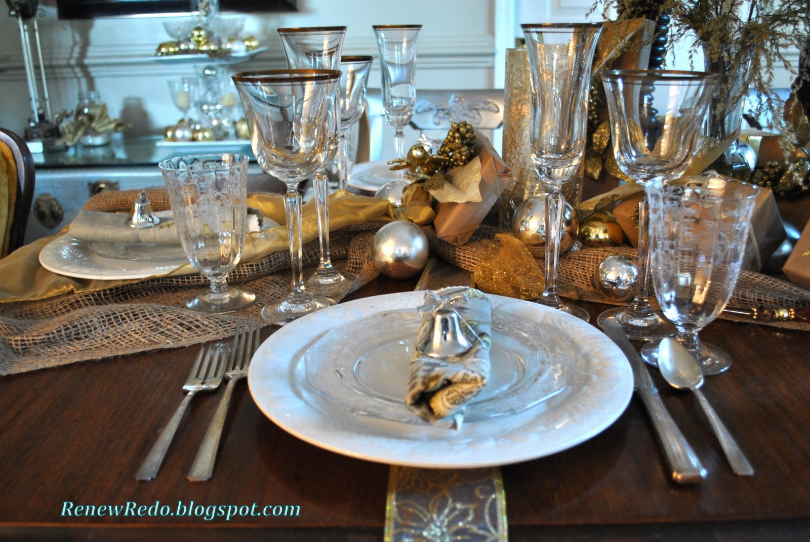 ReNew ReDo!: Washing Burlap And Putting It On The Table