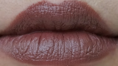 Wet n Wild Mega Last Lip Color Lipstick in Mocha-licious (914C)