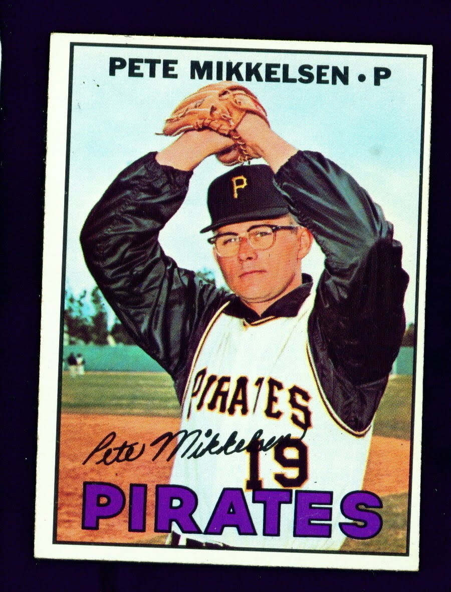 Pete Mikkelsen 1967 baseball card