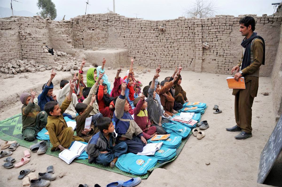 Very Beautiful and Cute Kids Education in Afghanistan