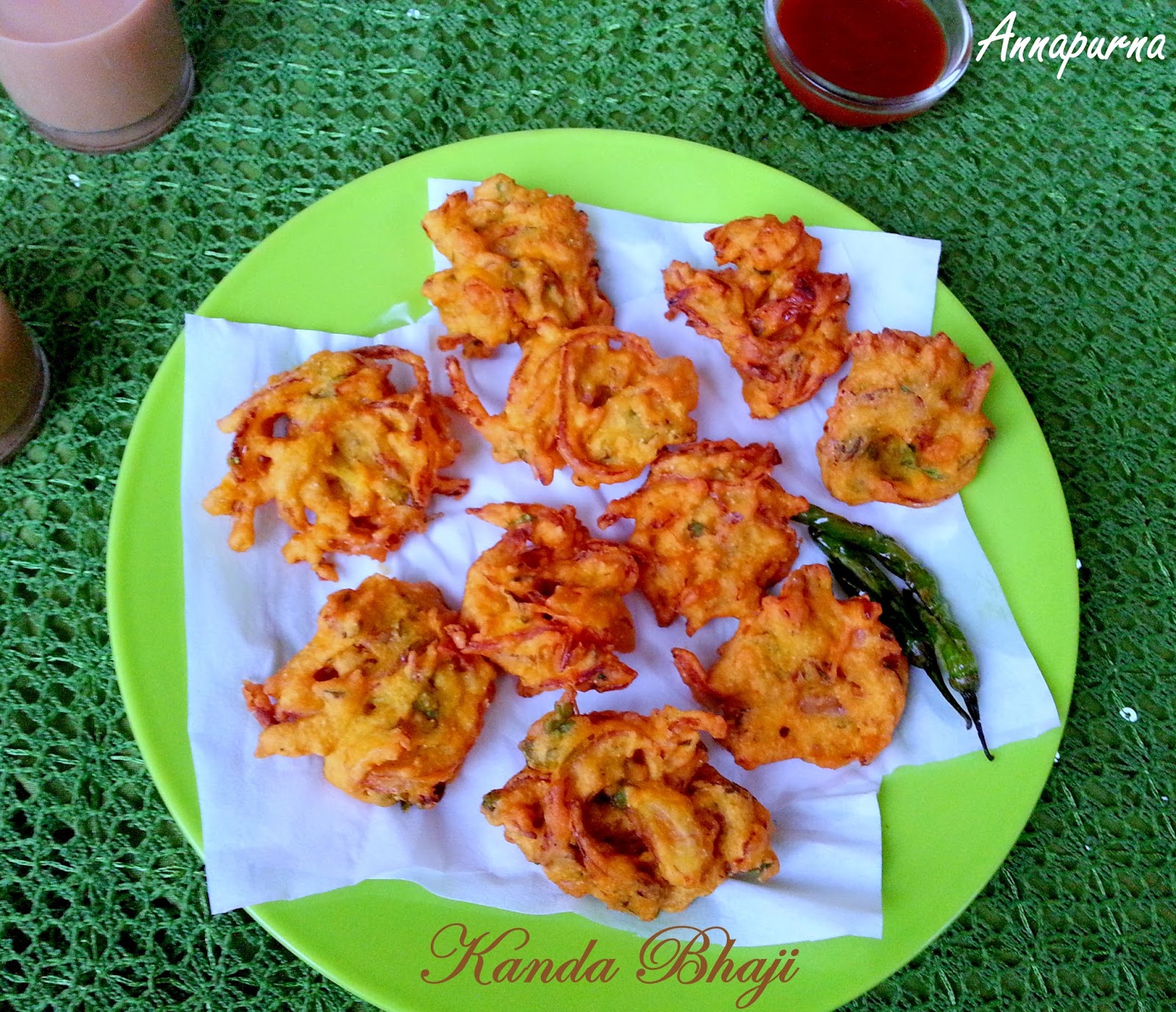 Annapurna Kanda Bhaji / Onion Fritters / Indian Street Food Recipe