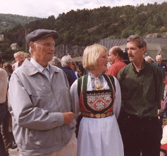 Karar og kvinnfolk bak Brørvikskuto