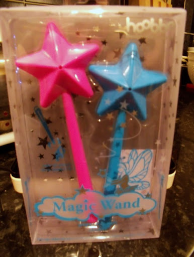 The Style Rawr: Countdown To Christmas Gift Guide! Fairy Wand Salt & Pepper  Shakers at Find Me A Gift!