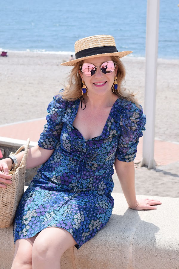 vestido_corto_azul_flores_verano