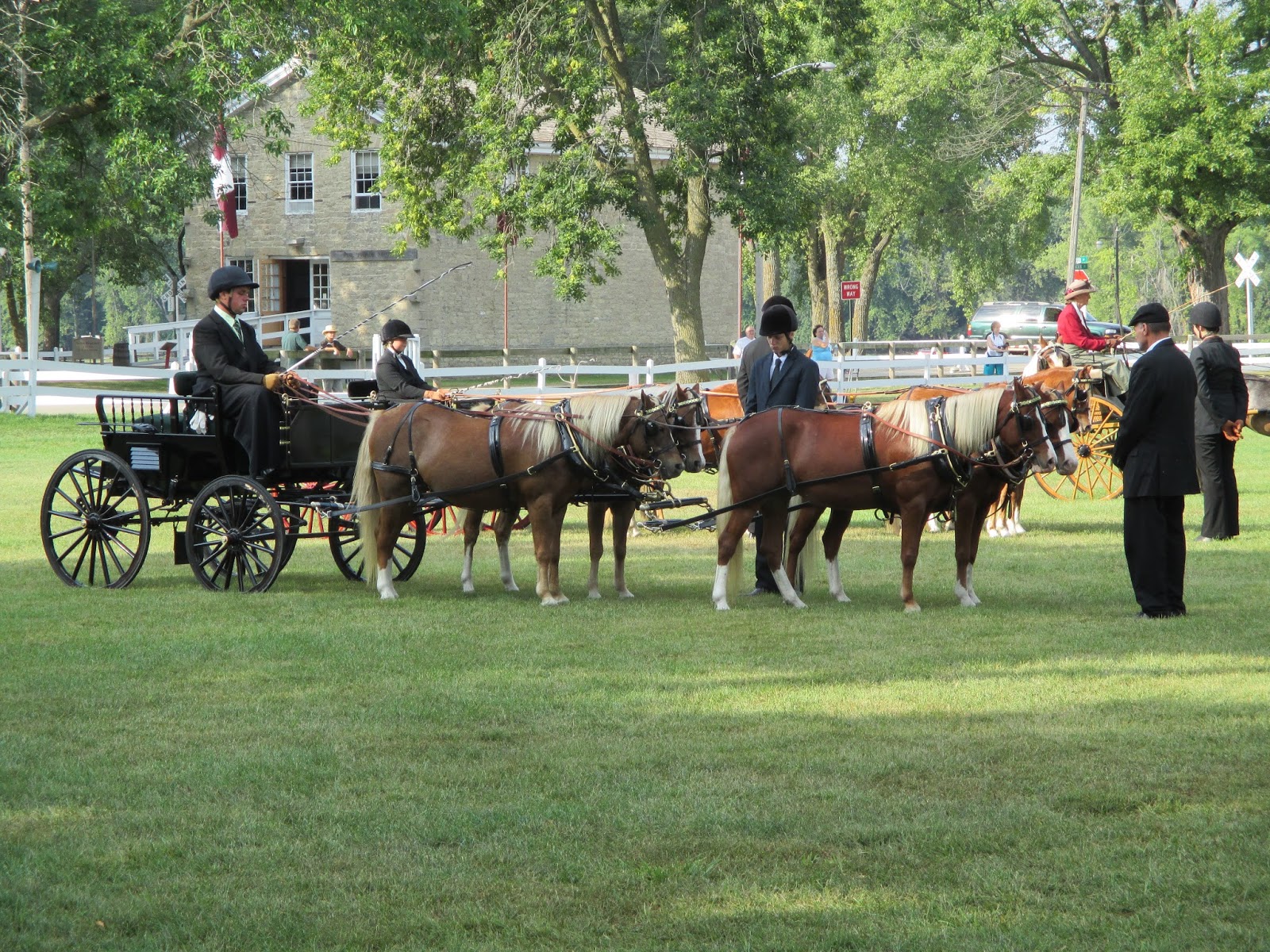 Running with Stilettos Villa Louis Carriage Classic