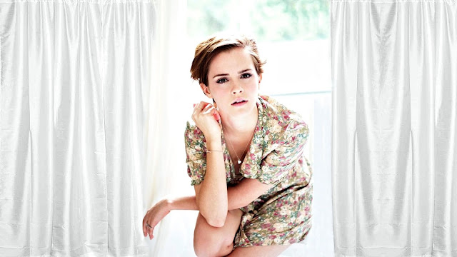 Emma-Watson-Cute-And-Simple-Photos