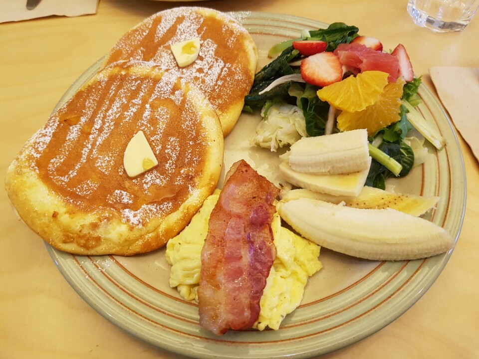 Restaurants in Korea Buttermilk 버터밀크 Hongdae 홍대