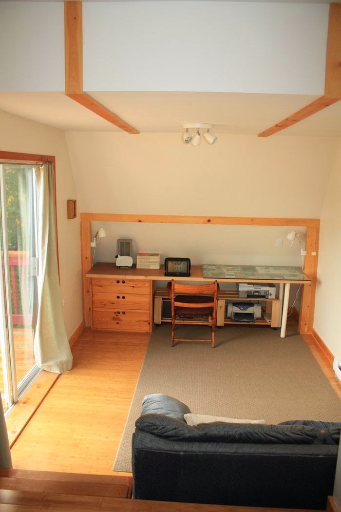 House for Sale in Warfield, British Columbia