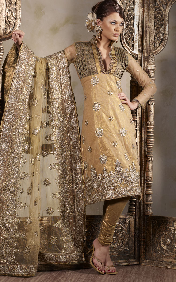 Latest Carol R Davis Designs For Suits