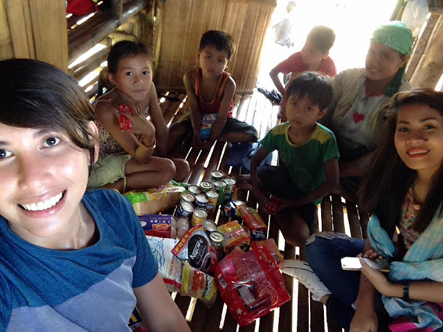 Poor Boy Eating Rice with Junk Food as 'ULAM' for Lunch Receives Help from Netizens Poor Boy Eating Rice with Junk Food as 'ULAM' for Lunch Receives Help from Netizens