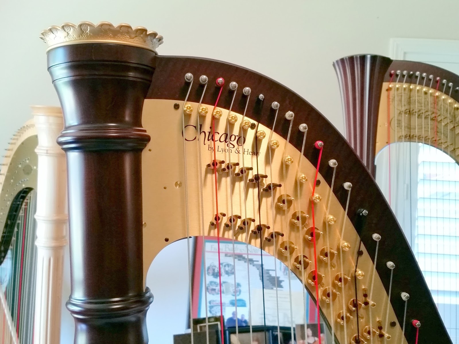 HARP IN LA HARP INFO 2 LYON & HEALY CHICAGO 40 PEDAL HARP 70640