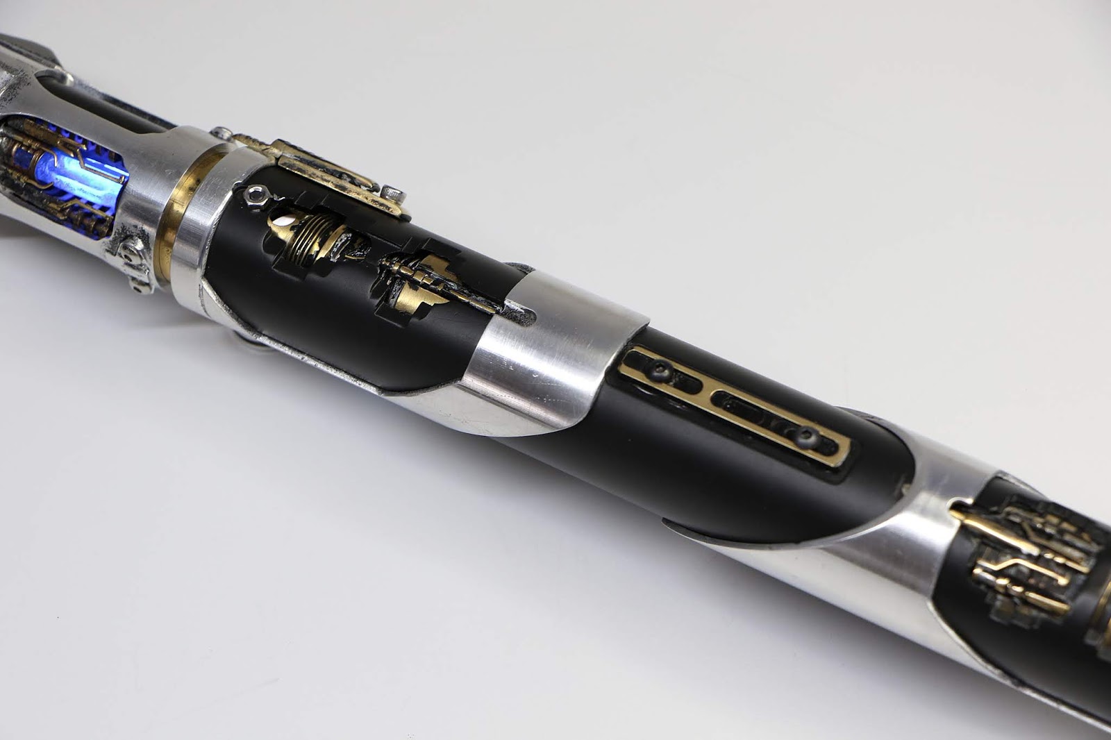 ROLIGHTSABERS Senya Tirall's Lightsaber