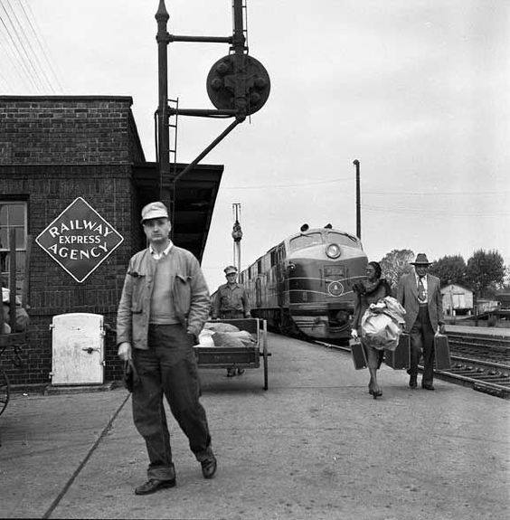 Towns and Nature Deshler, OH DR Tower B&O vs. B&O, Depot and Freight House