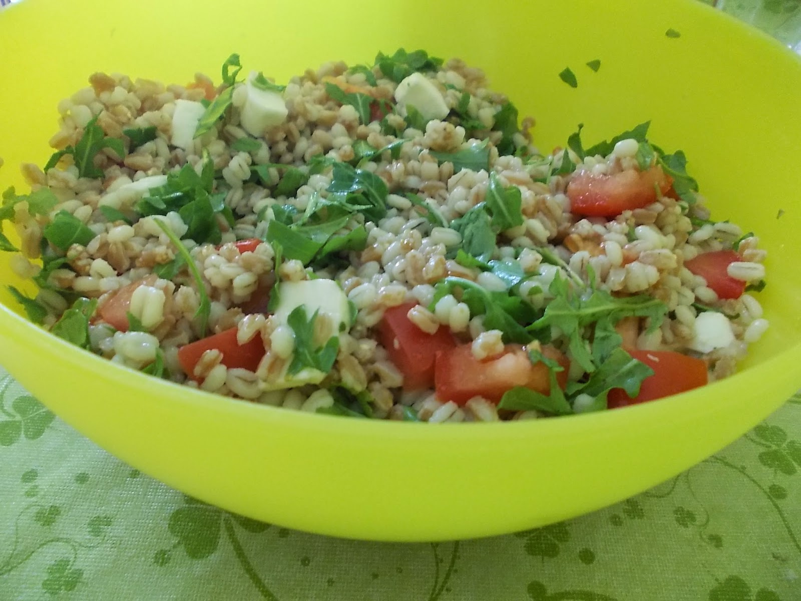 Insalata di farro e orzo estiva (primo piatto o piatto unico)