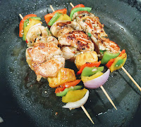 Crisp Goldren Hawaiian chicken kebabs kabobs recipe on Pan