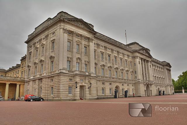 Pałac Buckingham jest znakiem rozpoznawczym stolicy Wielkiej Brytanii. Buckingham jest siedzibą królowej.