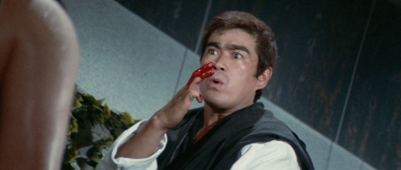 SISTER STREET FIGHTER (LEGENDADO/1080P) – 1974 SCAN%2B5