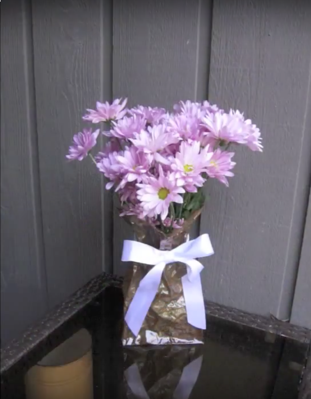 Craft Klatch ® Paper Bag Vase. So Cool!