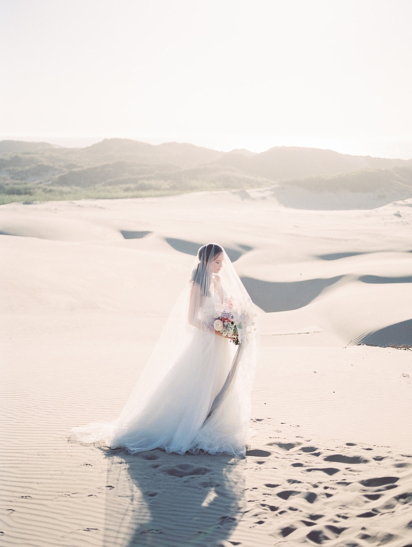 Romantic Sand Dunes Elopement Wedding Ideas | Tenth and Grace Photography