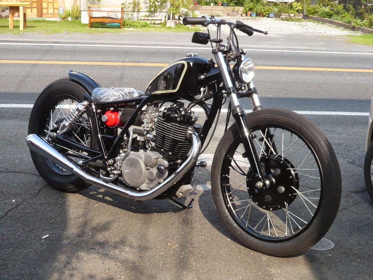 YAMAHA SR400 フリスコチョッパー