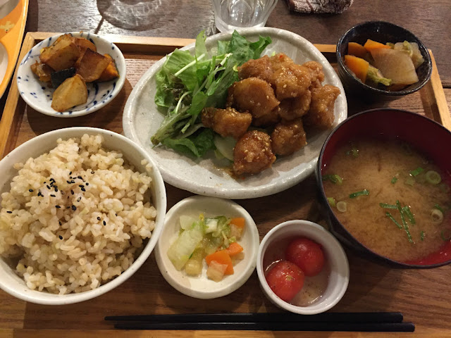 mumokuteki cafe:おからあげプレート