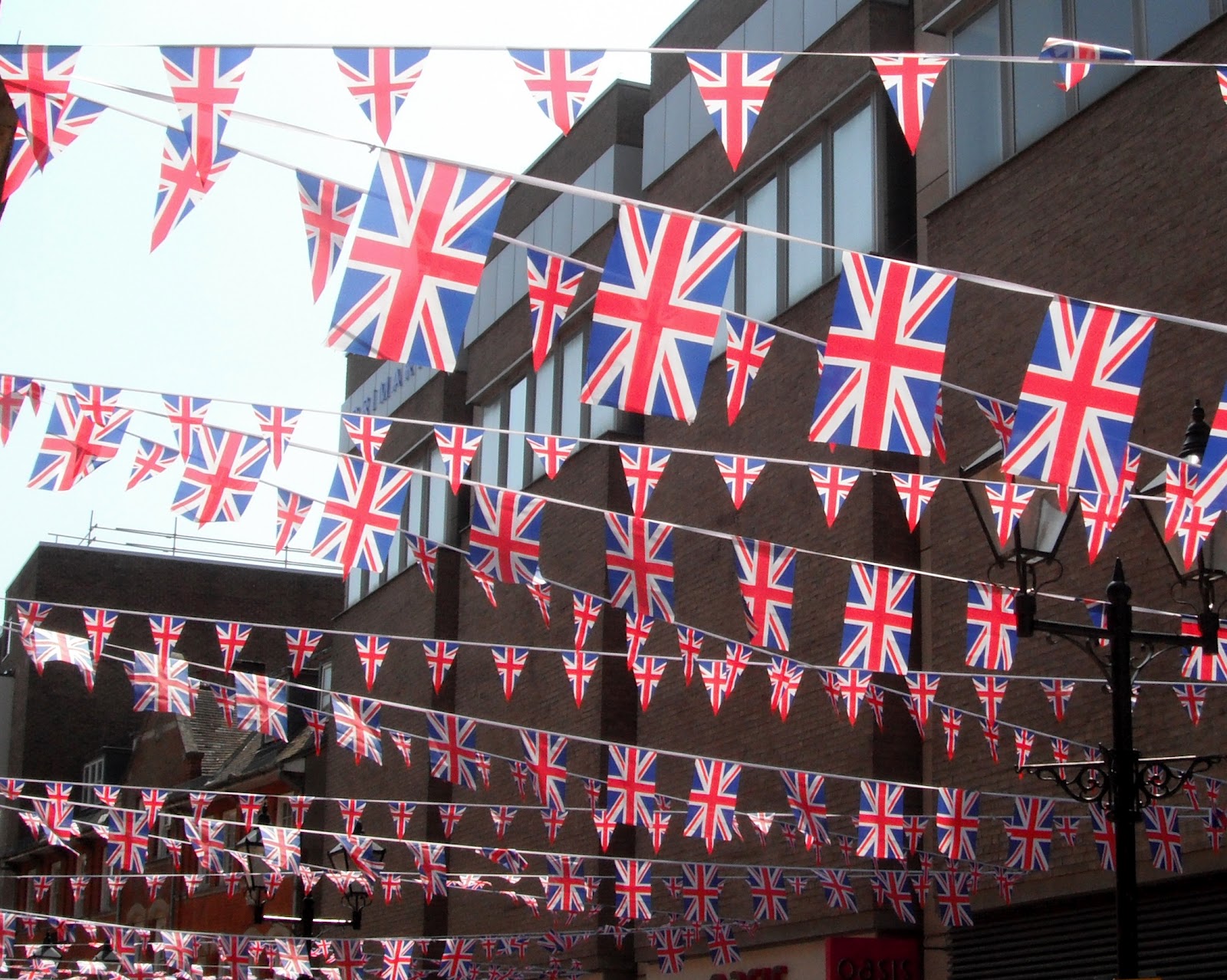 KT Miniatures Journal Bit Of A Knees Up Here In The UK These Next Few Days!