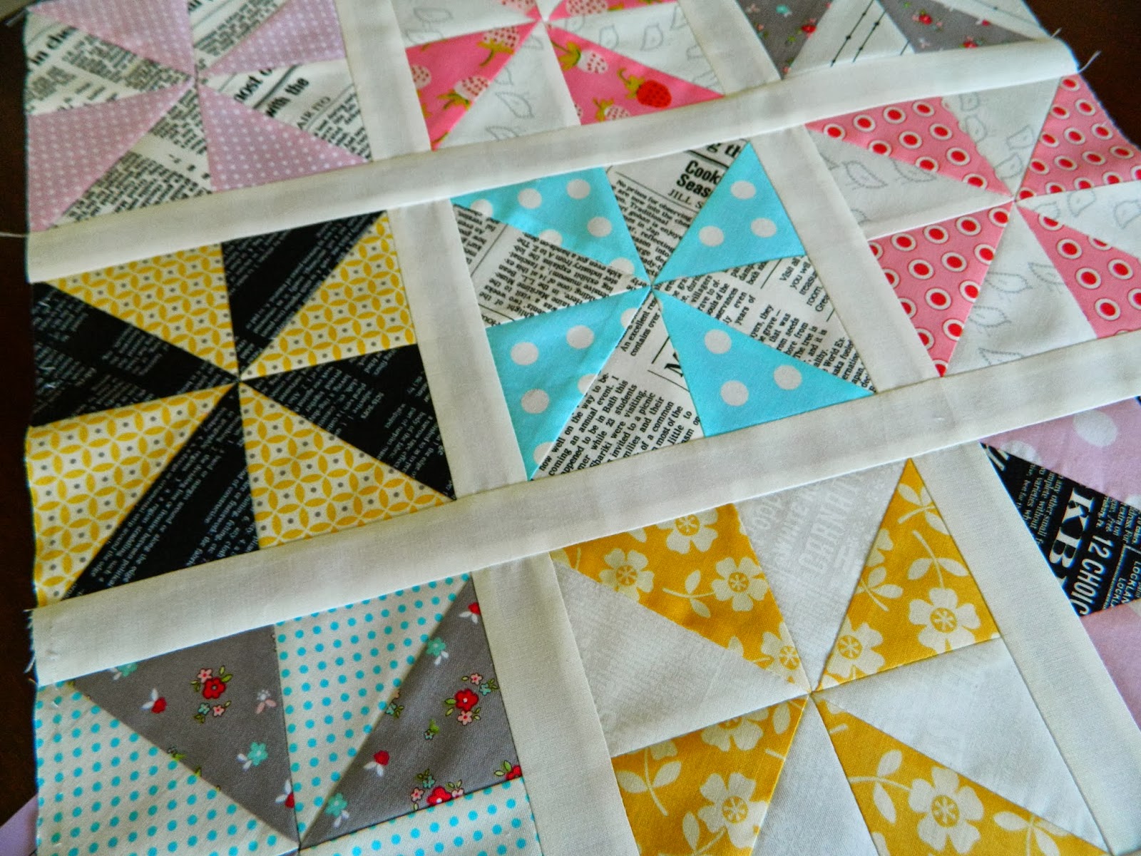 pinwheels pillow {plus a tutorial}