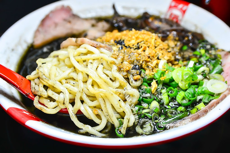 nagi-ramen-24.jpg