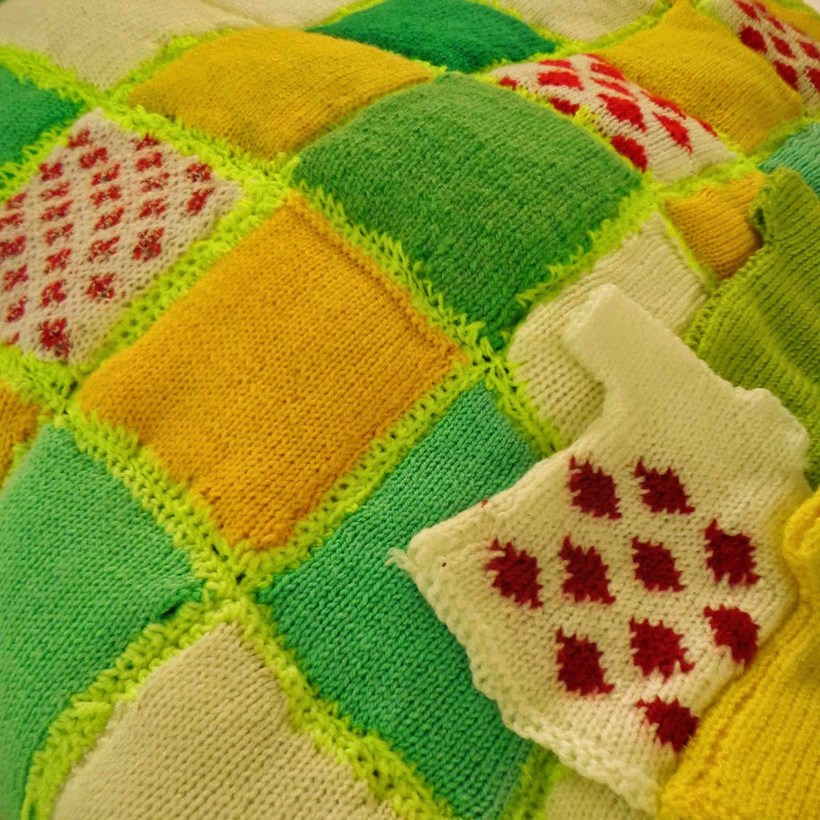 Hippystitch Volunteer to make blankets out of mini jerseys for Oxfam