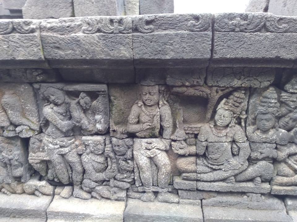 Borobudur relief kemukakan ada candi relief di yang Mengenal Makna