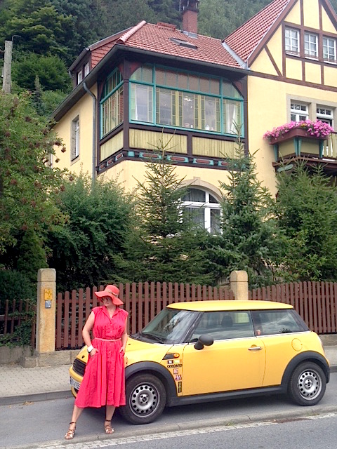 bahnwärterhäuschen : elegant bei 33°C