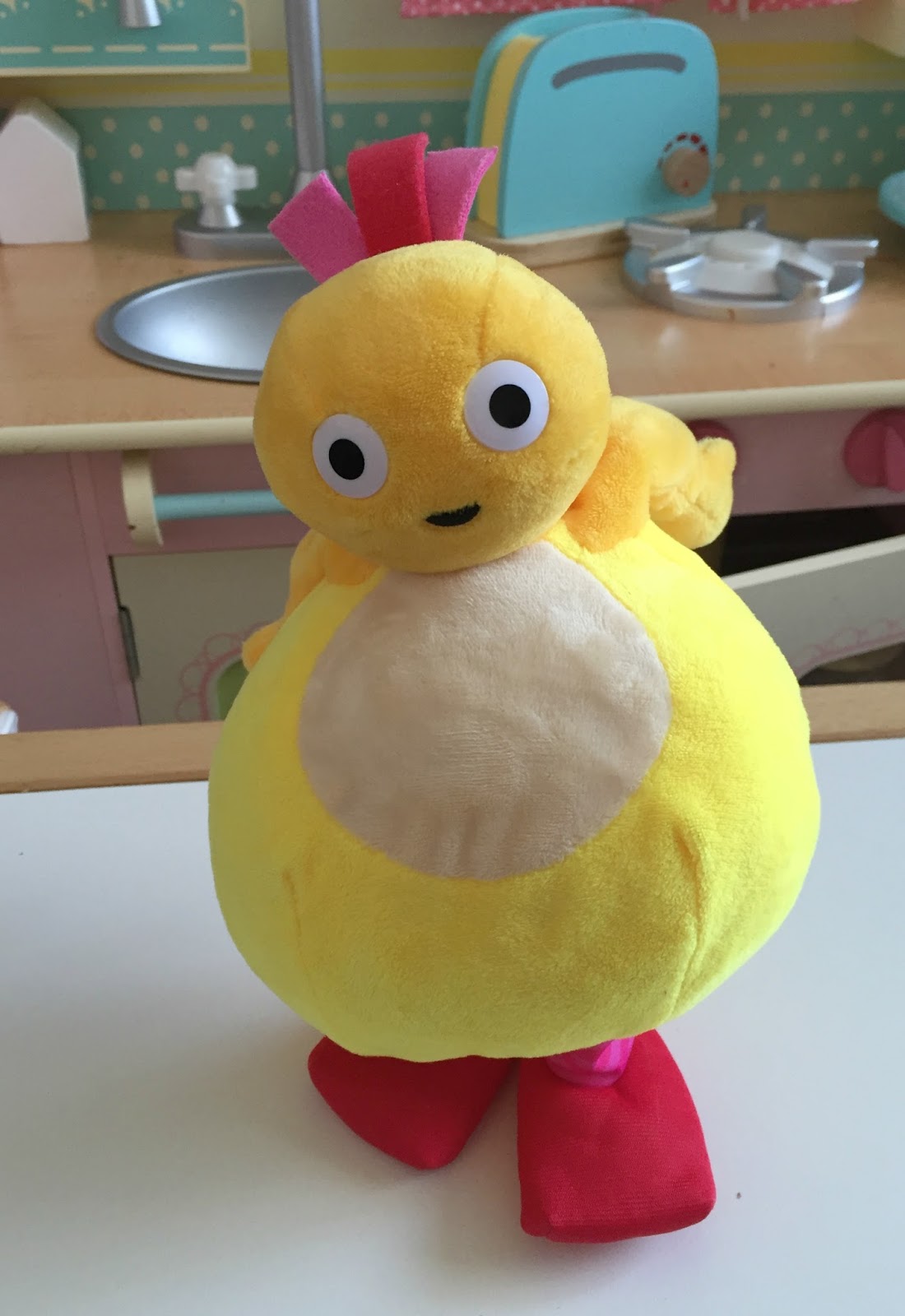 run along twirlywoos