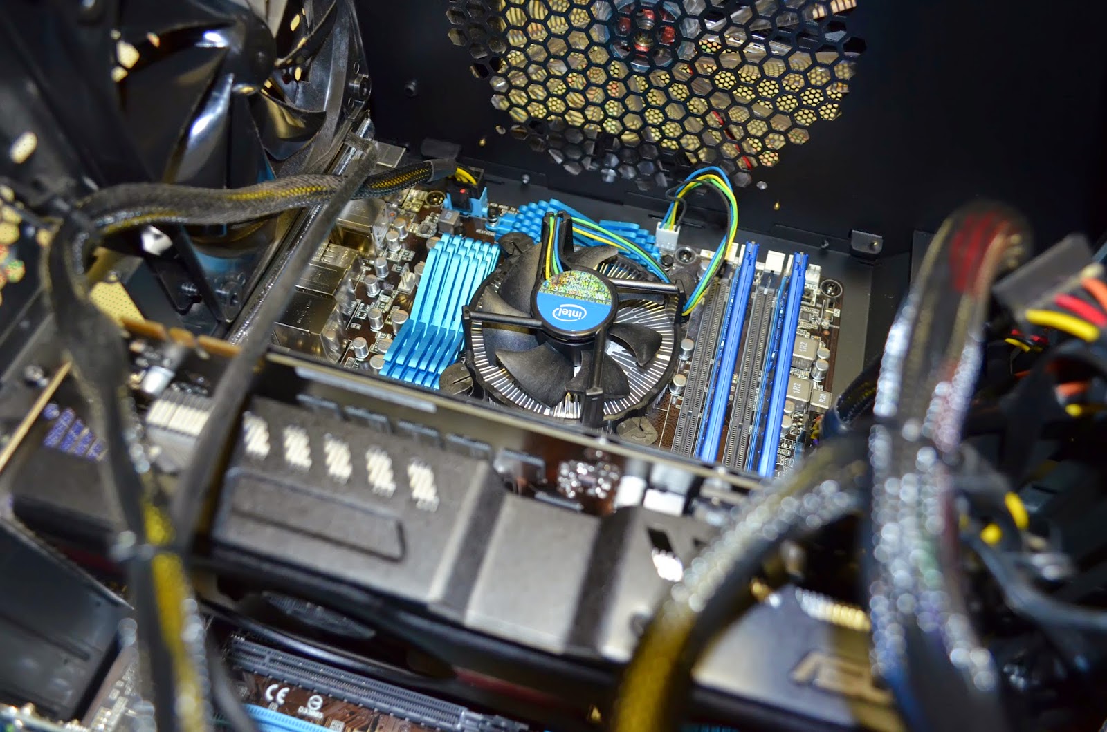 PC SYSTEM CHASSIS COMPONENTS! Tech Stuff Workx