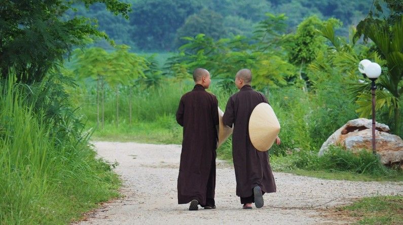 Có bao giờ bạn tự hỏi: Đi tu là đi đâu trong cuộc đời này