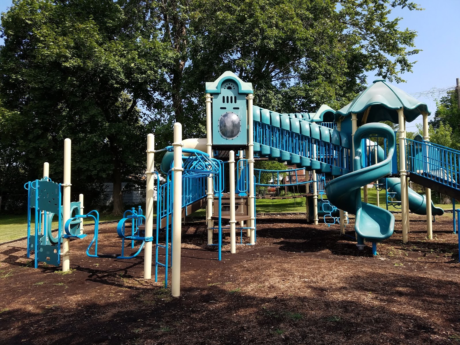 Play St. Louis Schafer Park, St. Ann